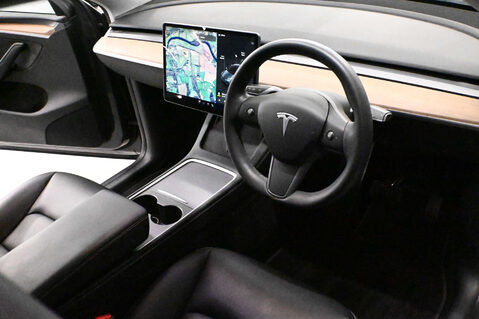 Tesla Model Y Model Y Long Range AWD 4WD 5dr 12