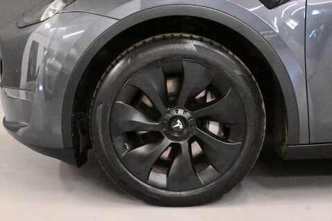 Tesla Model Y Model Y Long Range AWD 4WD 5dr 26