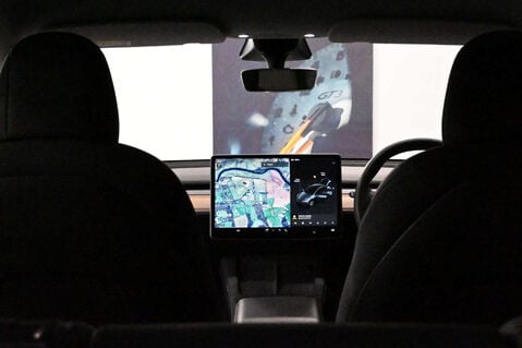 Tesla Model Y Model Y Long Range AWD 4WD 5dr 4