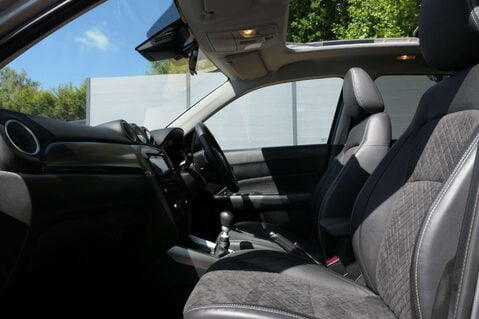 Suzuki Vitara 1.4 Vitara SZ5 Boosterjet MHEV 5dr 21