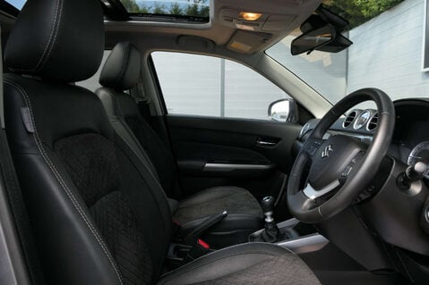 Suzuki Vitara 1.4 Vitara SZ5 Boosterjet MHEV 5dr 19