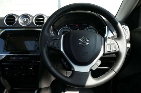 Suzuki Vitara 1.4 Vitara SZ5 Boosterjet MHEV 5dr 26