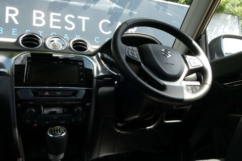Suzuki Vitara 1.4 Vitara SZ5 Boosterjet MHEV 5dr 32