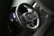 Volvo XC40 2.0 XC40 R-Design D3 AWD Auto 4WD 5dr 4