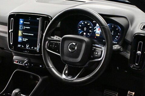Volvo XC40 2.0 XC40 R-Design D3 AWD Auto 4WD 5dr 18