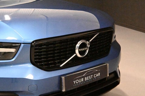 Volvo XC40 2.0 XC40 R-Design D3 AWD Auto 4WD 5dr 33