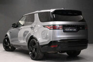 Land Rover Discovery 3.0 Discovery R-Dynamic SE D MHEV Auto 4WD 5dr 2
