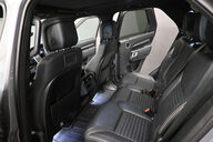 Land Rover Discovery 3.0 Discovery R-Dynamic SE D MHEV Auto 4WD 5dr 8