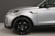 Land Rover Discovery 3.0 Discovery R-Dynamic SE D MHEV Auto 4WD 5dr 12