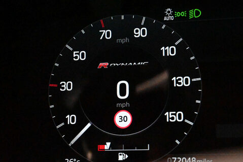 Land Rover Discovery 3.0 Discovery R-Dynamic SE D MHEV Auto 4WD 5dr 19