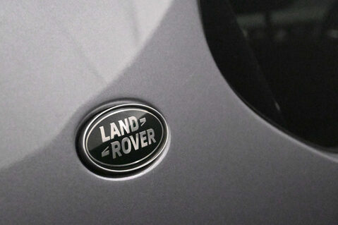 Land Rover Discovery 3.0 Discovery R-Dynamic SE D MHEV Auto 4WD 5dr 34