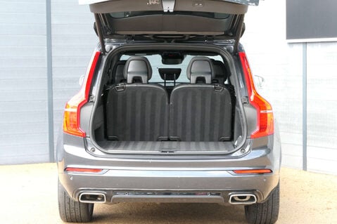 Volvo XC90 2.0 XC90 R-Design Pro D5 PowerPulse AWD Auto 4WD 5dr 19