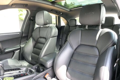 Porsche Macan 2.9 Macan GTS Semi-Auto 4WD 5dr 5
