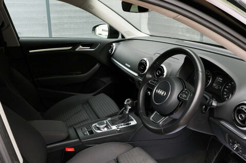 Audi A3 1.4 A3 e-tron Sportback Semi-Auto 5dr 4