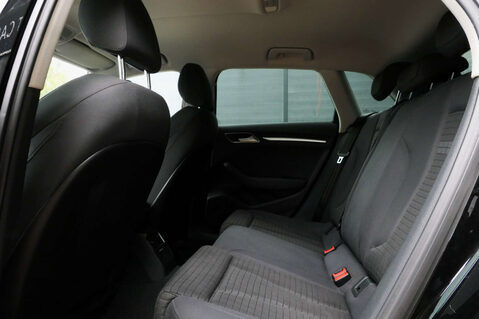 Audi A3 1.4 A3 e-tron Sportback Semi-Auto 5dr 39