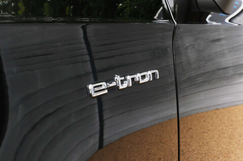 Audi A3 1.4 A3 e-tron Sportback Semi-Auto 5dr 17