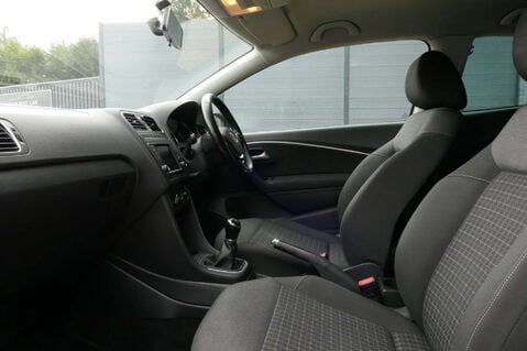 Volkswagen Polo 1.0 Polo Match 3dr 21