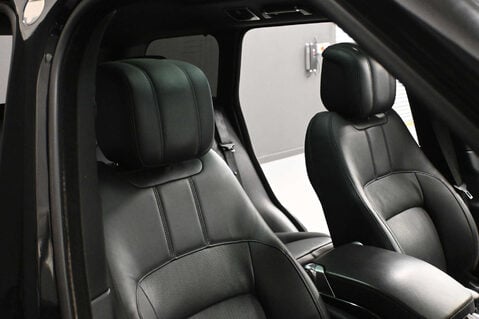 Land Rover Range Rover 3.0 Range Rover Vogue SDV6 Auto 4WD 5dr 56