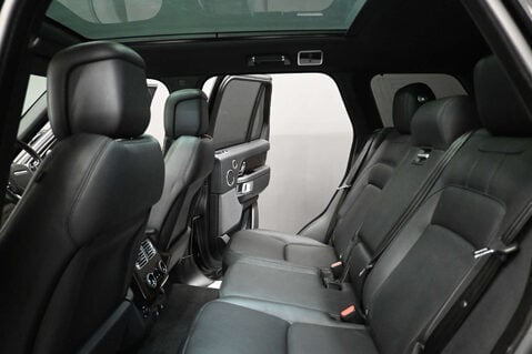 Land Rover Range Rover 3.0 Range Rover Vogue SDV6 Auto 4WD 5dr 9