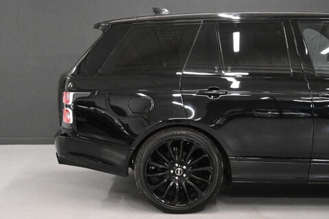 Land Rover Range Rover 3.0 Range Rover Vogue SDV6 Auto 4WD 5dr 33