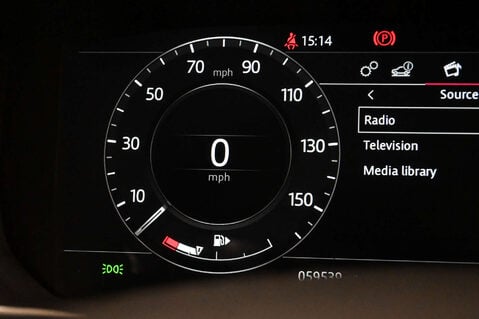 Land Rover Range Rover 3.0 Range Rover Vogue SDV6 Auto 4WD 5dr 32