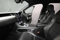 Jaguar F-Pace 2.0 F-PACE R-Dynamic SE D MHEV AWD Auto 4WD 5dr 50