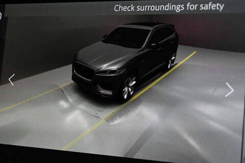 Jaguar F-Pace 2.0 F-PACE R-Dynamic SE D MHEV AWD Auto 4WD 5dr 30