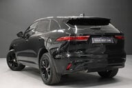 Jaguar F-Pace 2.0 F-PACE R-Dynamic SE D MHEV AWD Auto 4WD 5dr 2