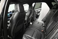 Jaguar F-Pace 2.0 F-PACE R-Dynamic SE D MHEV AWD Auto 4WD 5dr 10