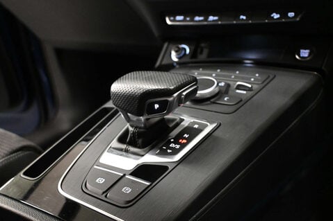 Audi Q5 2.0 Q5 Black Edition 40 TDI Quattro Semi-Auto 4WD 5dr 30