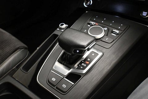 Audi Q5 2.0 Q5 Black Edition 40 TDI Quattro Semi-Auto 4WD 5dr 50