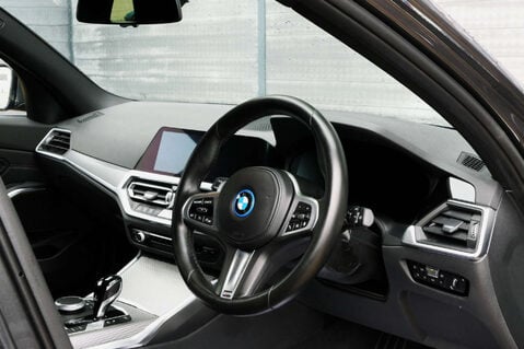 BMW 3 Series 2.0 330E M Sport Auto 5dr 6