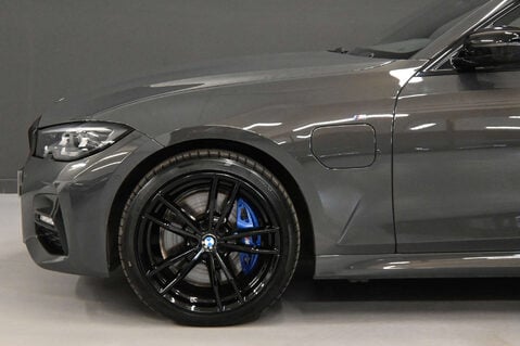 BMW 3 Series 2.0 330e M Sport Professional Edition Auto 4dr 31