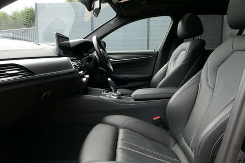 BMW 5 Series 2.0 530e M Sport Auto 5dr 34