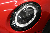 Mini Hatch 1.5 Cooper Sport Auto 3dr 31