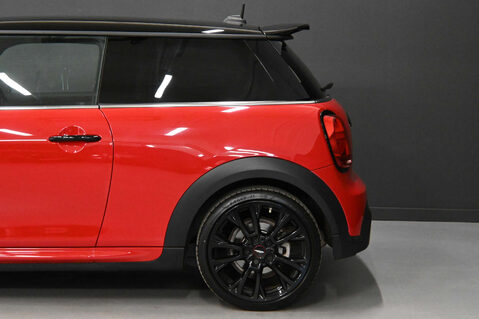 Mini Hatch 1.5 Cooper Sport Auto 3dr 19