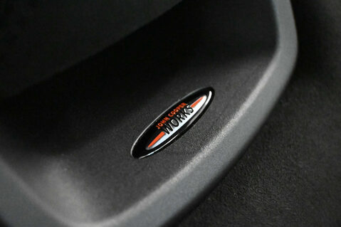 Mini Hatch 1.5 Cooper Sport Auto 3dr 9