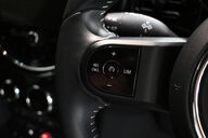 Mini Hatch 1.5 Cooper Sport Auto 3dr 62