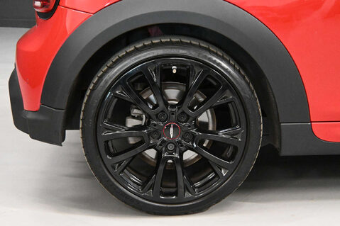 Mini Hatch 1.5 Cooper Sport Auto 3dr 33