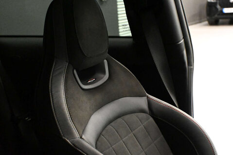 Mini Hatch 1.5 Cooper Sport Auto 3dr 22