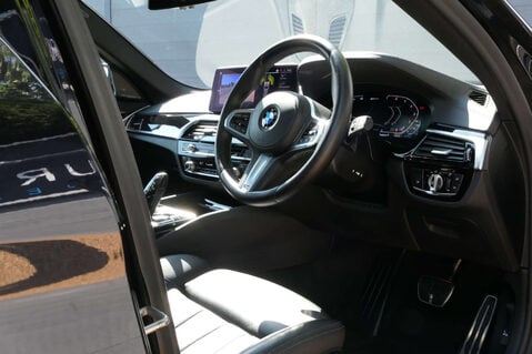 BMW 5 Series 2.0 530e M Sport Auto 5dr 4