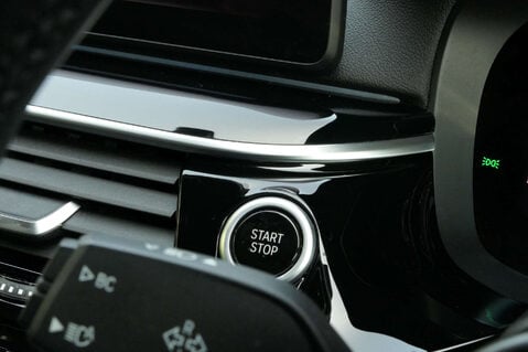 BMW 5 Series 2.0 530e M Sport Auto 5dr 33