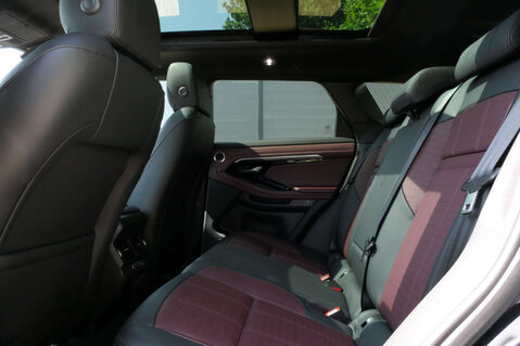 Land Rover Range Rover Evoque 2.0 Range Rover Evoque R-Dynamic HSE D Auto 4WD 5dr 35