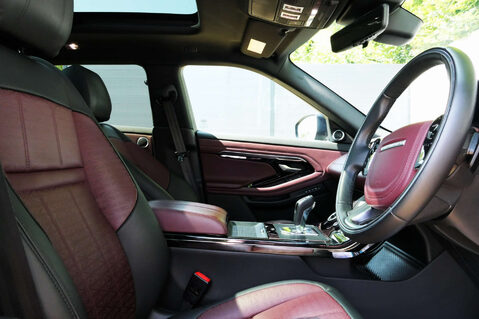 Land Rover Range Rover Evoque 2.0 Range Rover Evoque R-Dynamic HSE D Auto 4WD 5dr 17