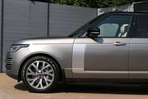 Land Rover Range Rover 5.0 Range Rover Autobiography V8 SC Auto 4WD 5dr 10