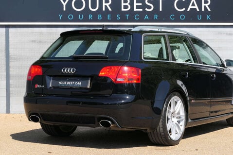 Audi A4 4.2 RS 4 Quattro 4WD 5dr 13