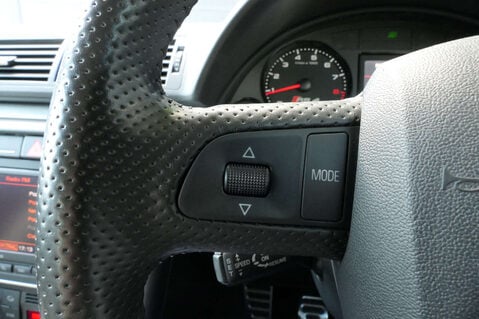 Audi A4 4.2 RS 4 Quattro 4WD 5dr 37