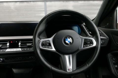 BMW 1 Series 1.5 118I M Sport Auto 5dr 25