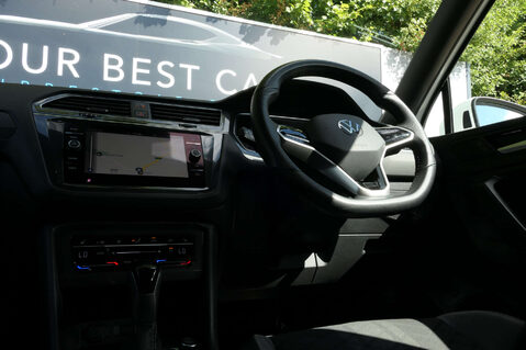Volkswagen Tiguan 1.5 Tiguan Allspace R-Line TSi Semi-Auto 5dr 32