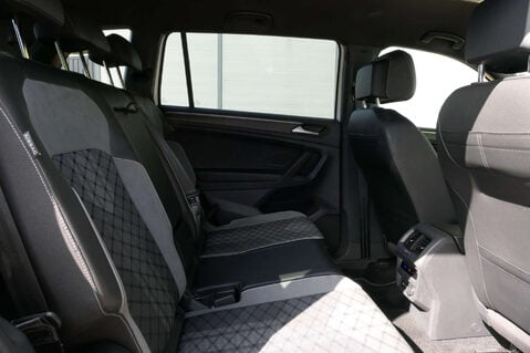 Volkswagen Tiguan 1.5 Tiguan Allspace R-Line TSi Semi-Auto 5dr 36